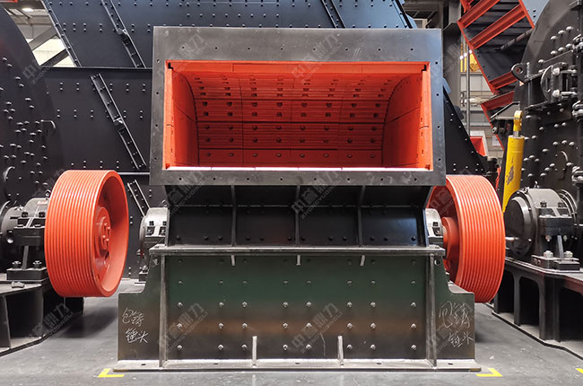 反擊錘式破碎機性能優勢