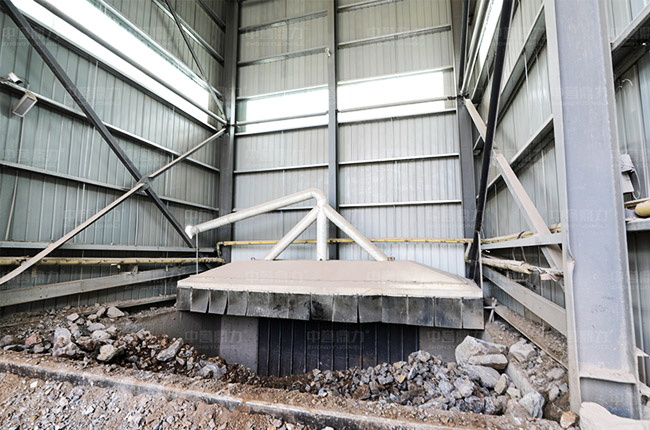 原石卸料車間