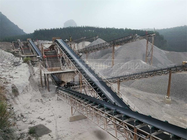 新鄉鼎力承建的石料生產線現場