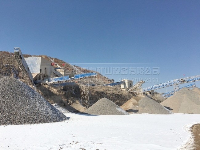 沖擊式破碎機(jī)生產(chǎn)現(xiàn)場
