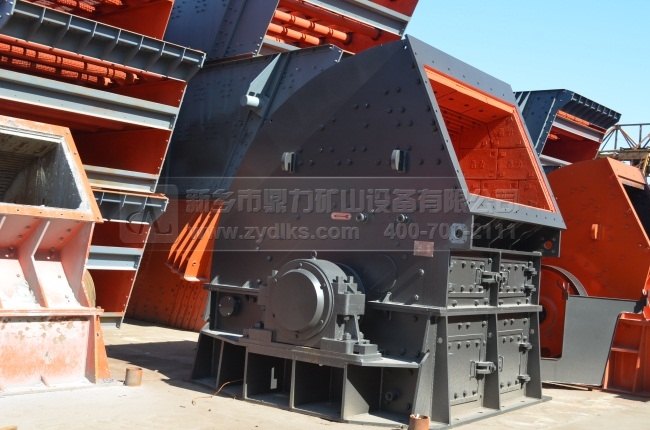 重型錘式破碎機(jī)