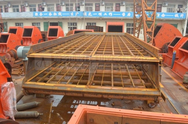 �A��ӺY���a���}