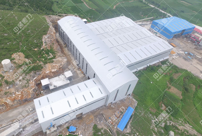 河北白沙大型石料破碎機使用現場