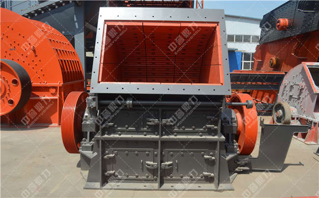 錘式破石機(jī)