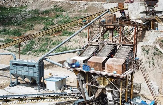 生產線上的破碎篩分系統