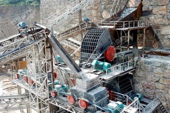 大型設(shè)備使用現(xiàn)場