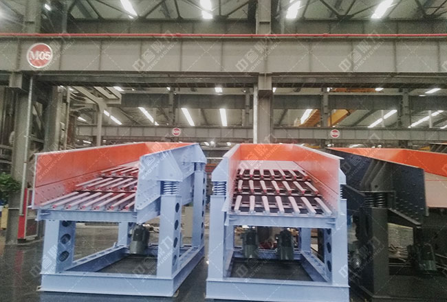 用戶定制的礦石喂料機(jī)