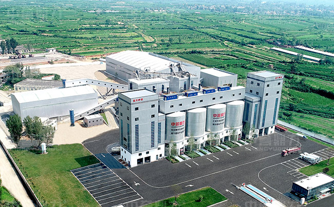 河南省發展改革委導一行參觀衛輝市藍天環保材料公司四位一體項目