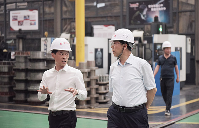 參觀中譽鼎力智能化一體生產車間