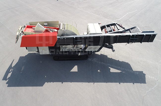 車載式移動破碎機的工作優勢分析 車載式移動破碎機的工作優勢分析